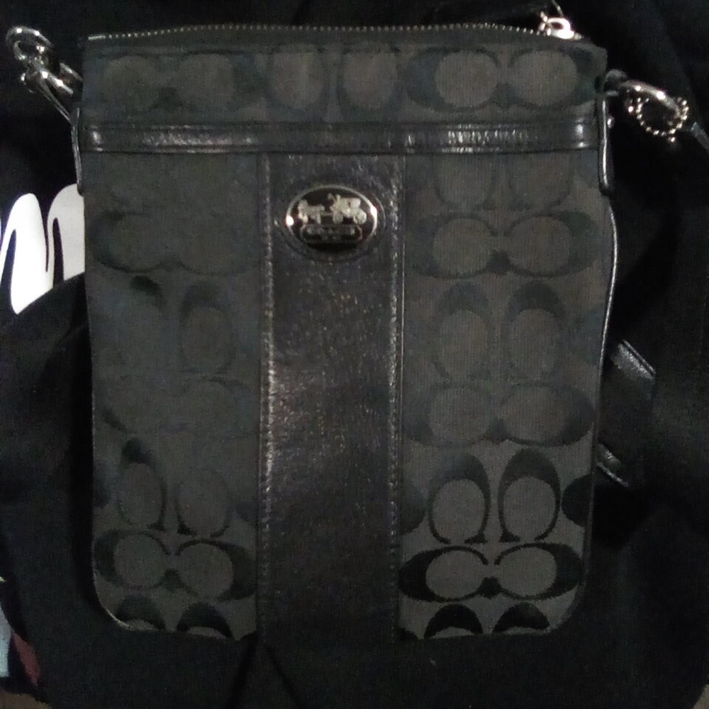 Vintage Coach purse crossbody